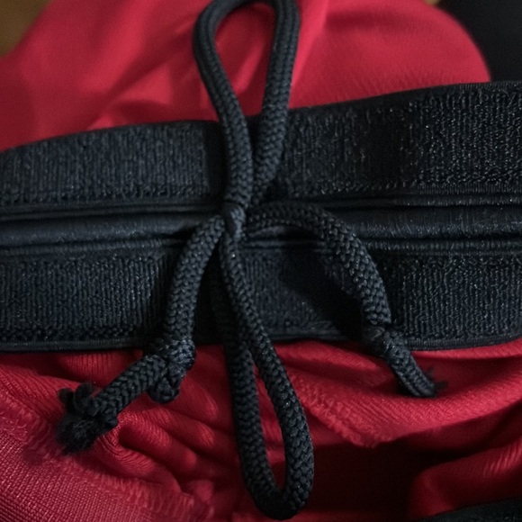 CSG red shorts size: XL - Picture 3 of 4